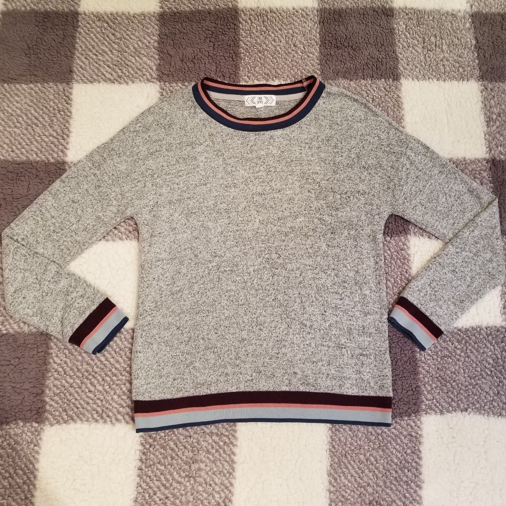 Pink Rose Soft Sweater Shirt Gray Small